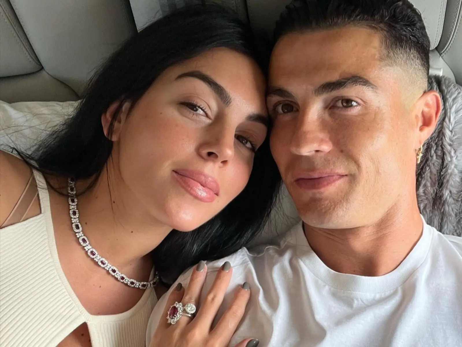 「C 羅女友」Georgina Rodriguez 曬新刺青遭網酸：「是在炫富嗎？」