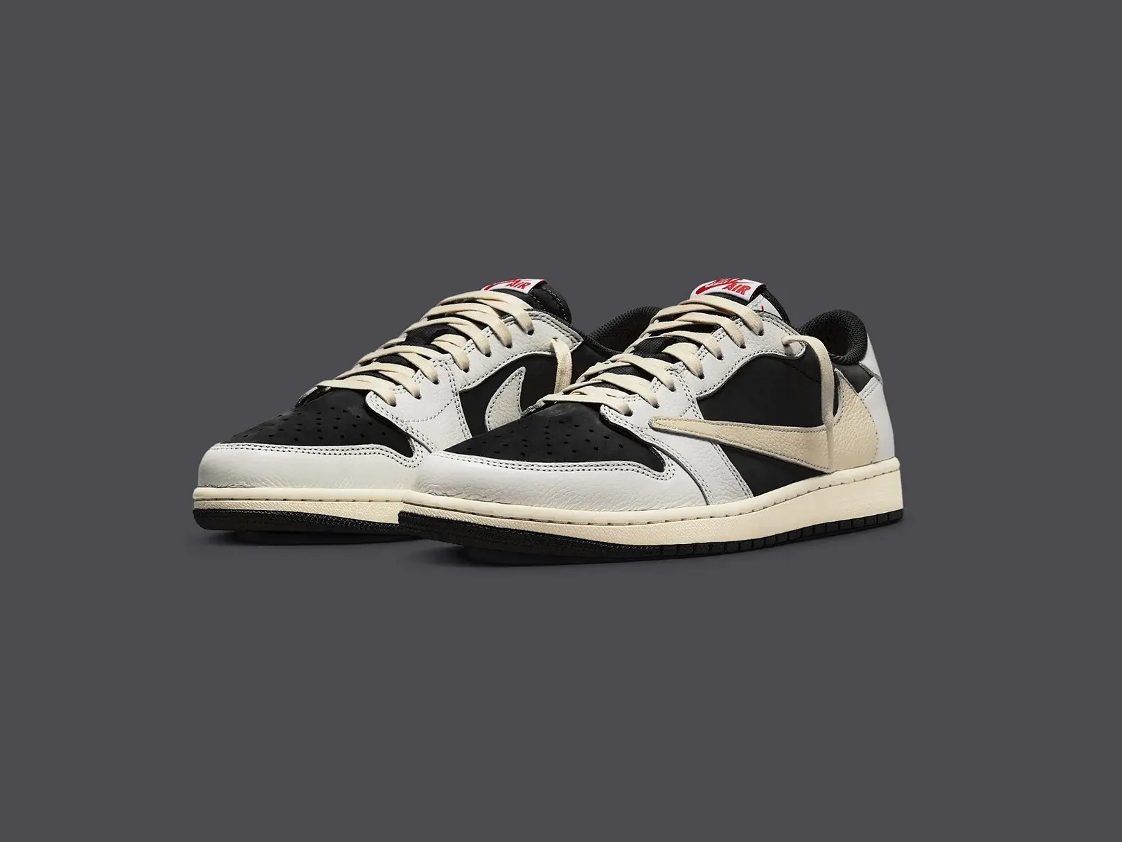 Travis Scott x Air Jordan 1 Low OG 