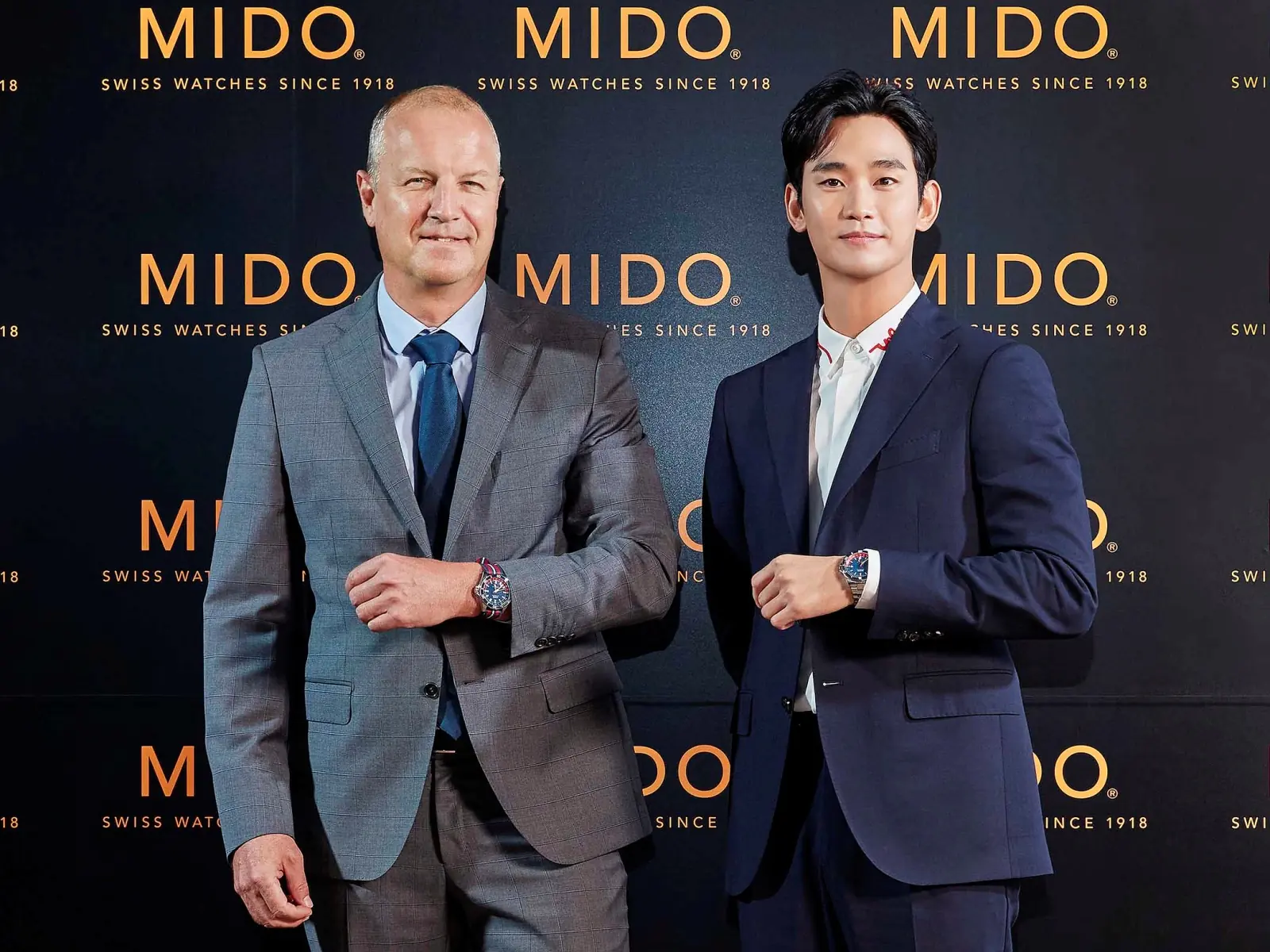 MIDO代言人金秀賢，偏愛不鏽鋼帶款的高雅質感 ，演繹海洋之星雙時區腕錶特別版，展現優雅動感兼具的穿搭風格