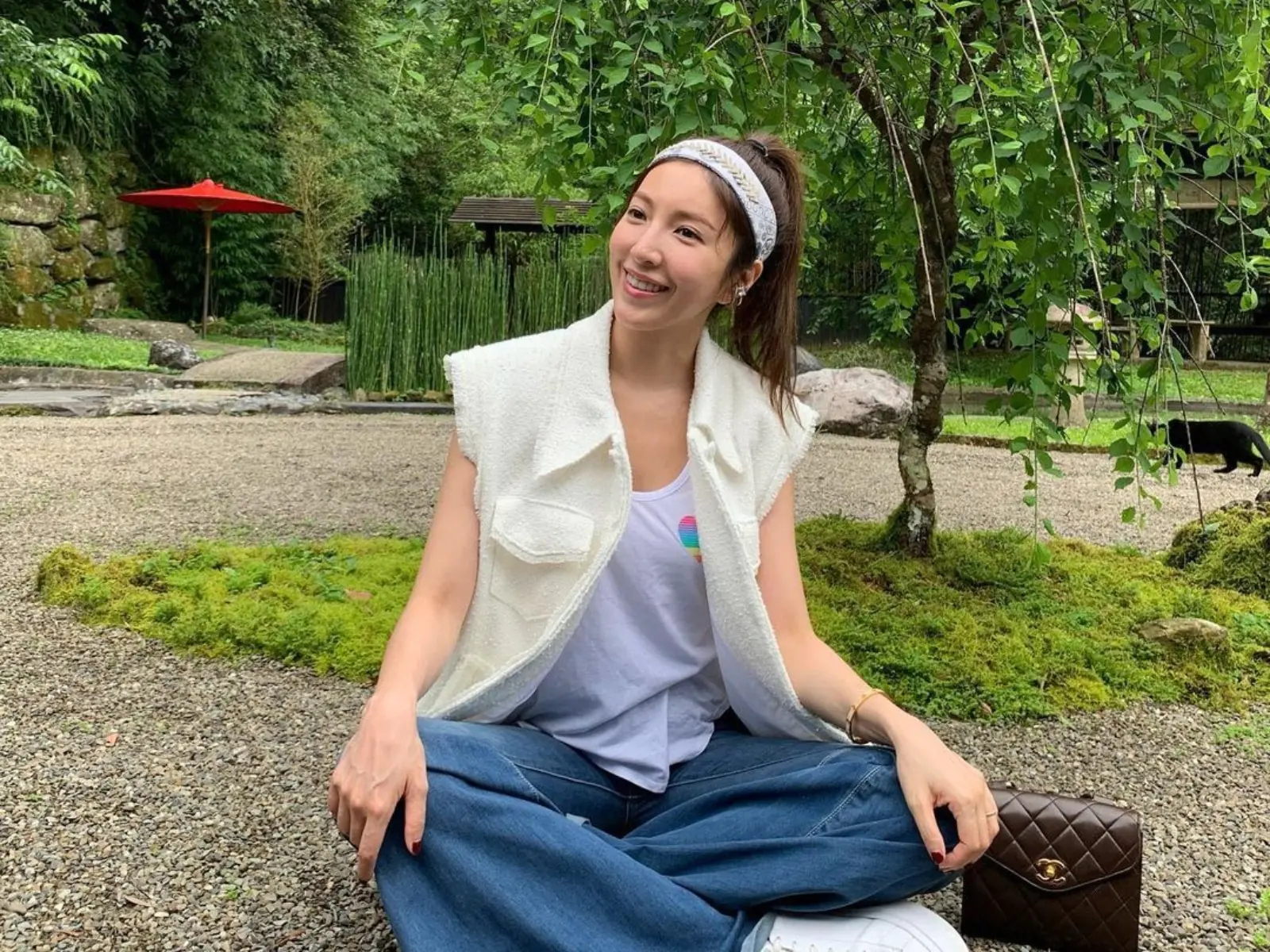 《不良執念清除師》楊謹華奪下「戲劇節目女配角獎」！ 46 歲全靠「這 5 個」逆齡穿搭術達陣！