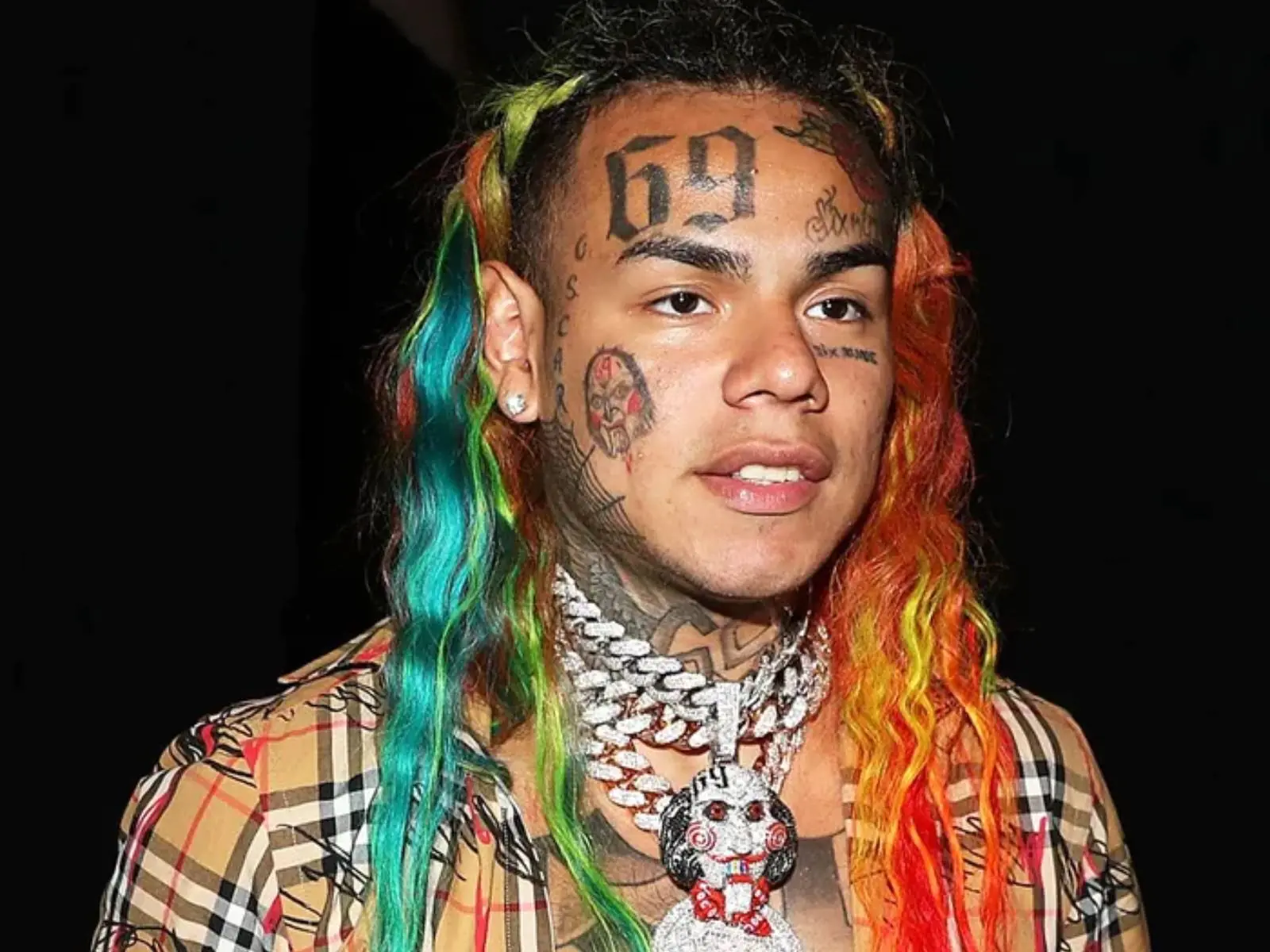 「69 大魔王」6ix9ine 嗆聲 WNBA 球星 Brittney Griner，遭網友撻伐後稱：「我喝醉了！」