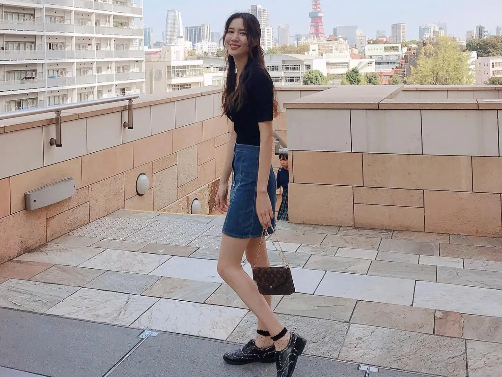 《千元律師》南宮珉小 11 歲老婆「陳雅凜」3 款收藏包大公開！LV、Chanel、Prada 出鏡率最高！