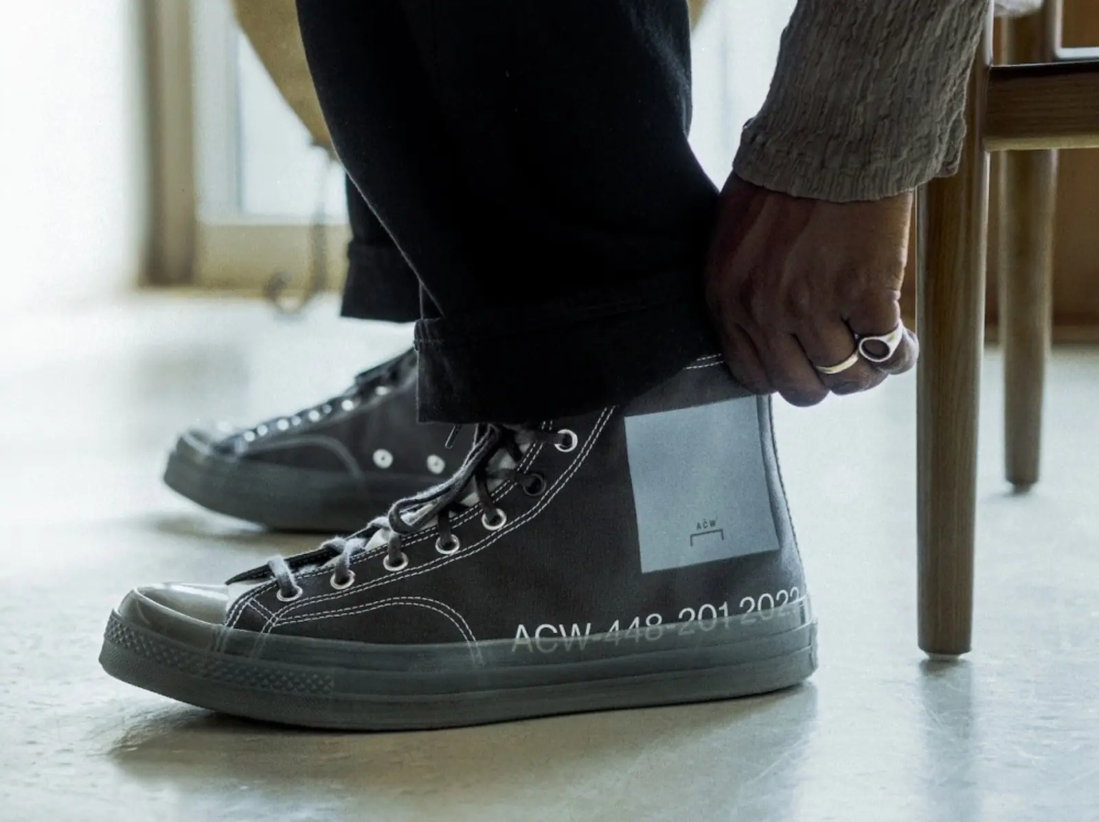 CONVERSE x A-COLD-WALL* 三度聯名釋出，滿滿細節宛如球鞋藝術品！