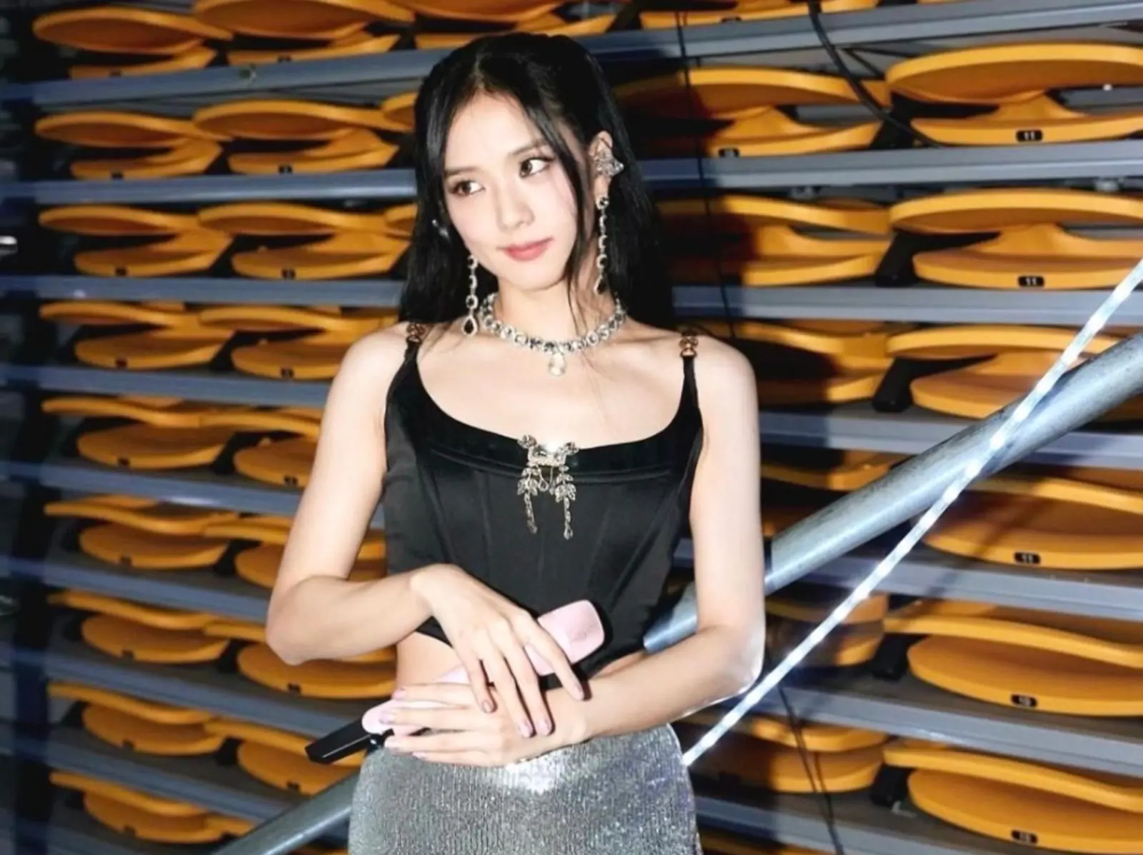 BLACKPINK「Jisoo」IG 業配貼文收入海撈 6 億成亞洲最高，全球排名也曝光！