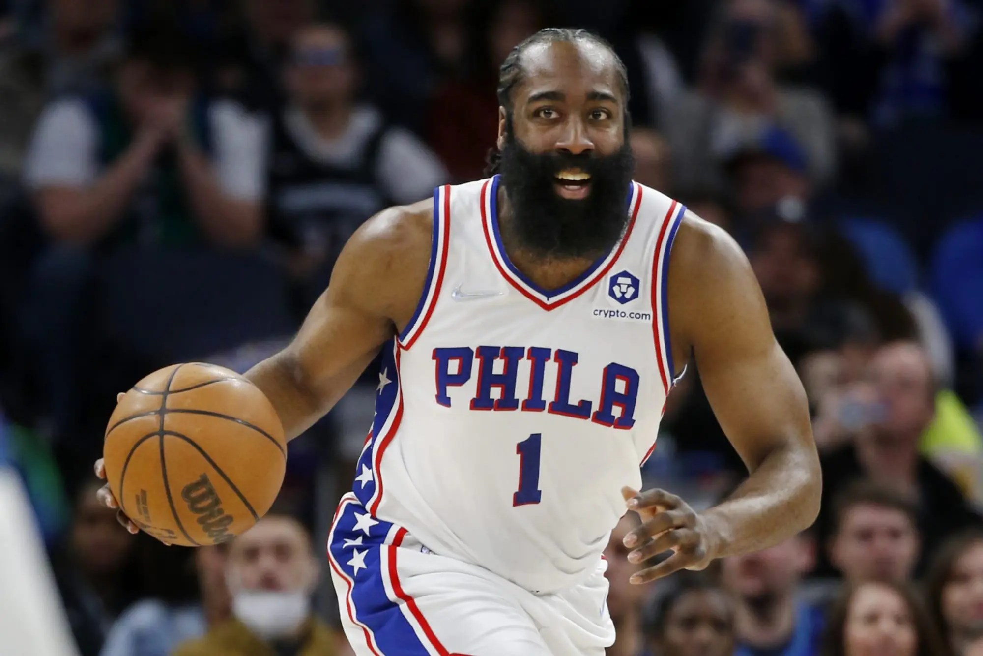 NBA／76 人球星哈登開幕戰狂轟 35 分，不講理「高難度後仰三分」引發球迷熱議！