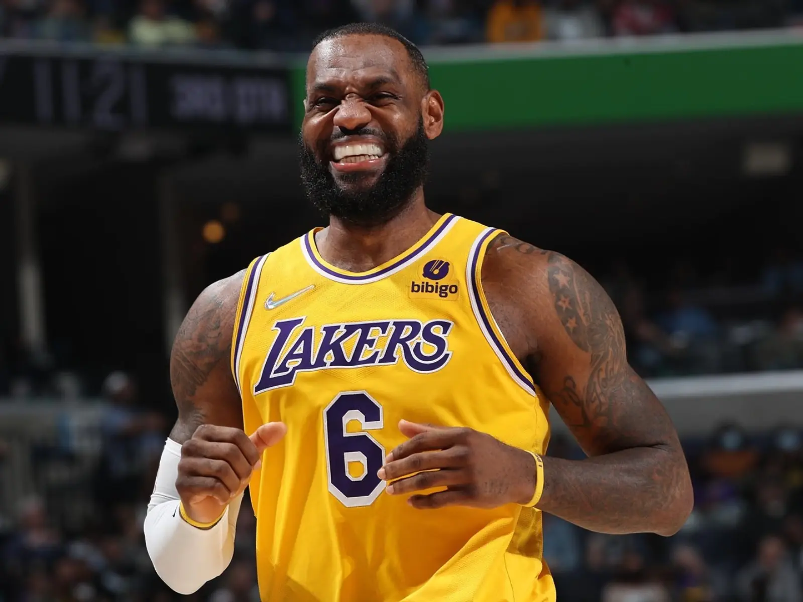 NBA／拓荒者小將 Simons 狂飆 7 顆三分球，詹皇發文讚嘆卻「打錯名字」遭網友譏諷！