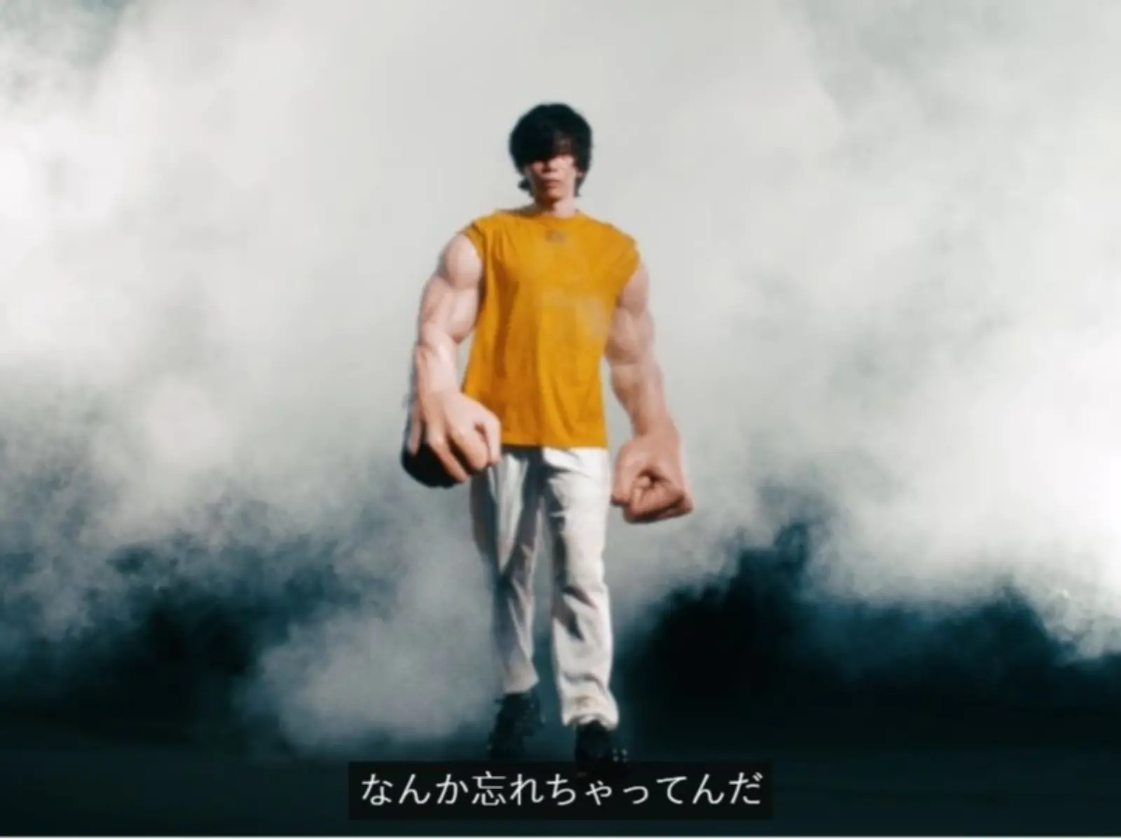 《鏈鋸人》主題曲《KICK BACK》 MV 正式公開，米津玄師直接化身「肌肉惡魔」超級ㄎㄧㄤ！