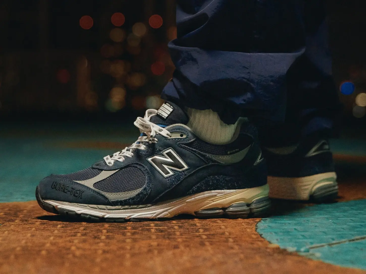 INVINCIBLE x N.HOOLYWOOD x NEW BALANCE 三方聯名 M2002RXH 釋出，完整系列登場！
