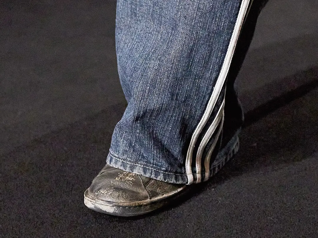 巴黎世家 Balenciaga x adidas「Destroyed Stan Smith」聯名鞋 2023 正式開賣，你願花多少買？