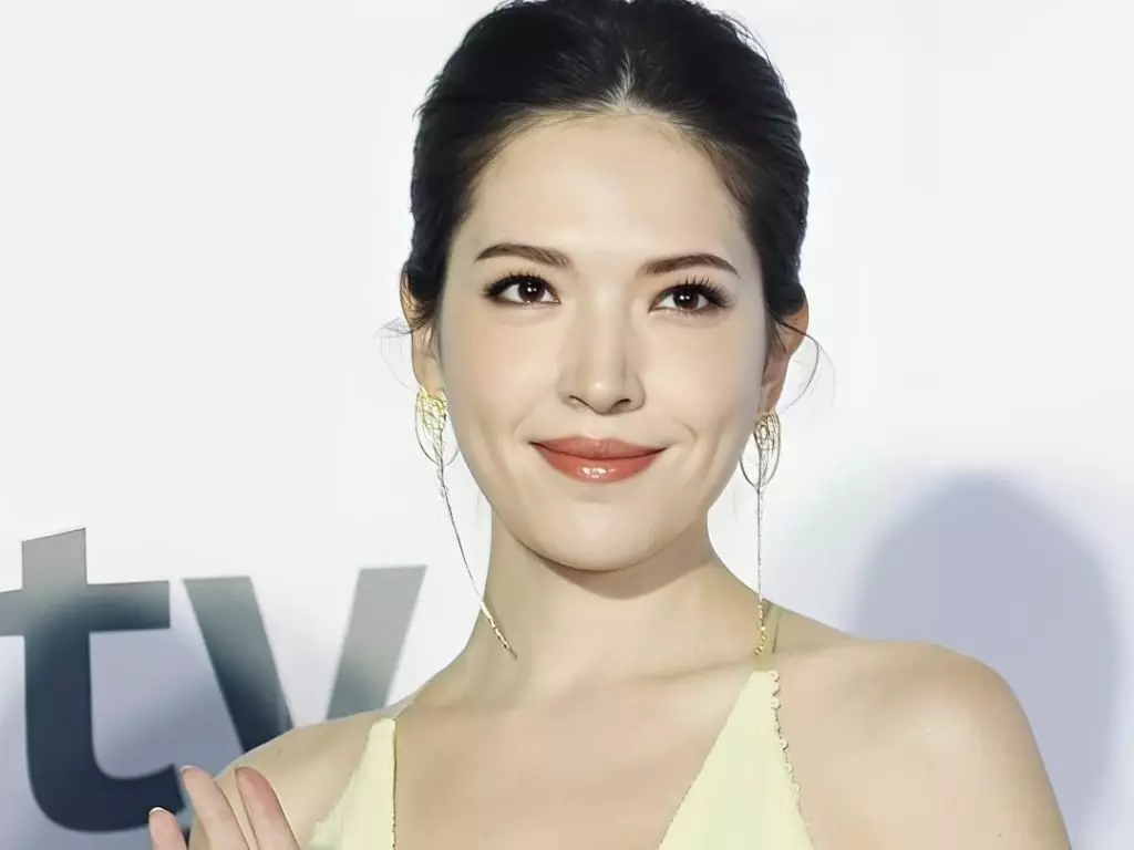 《不夠善良的我們》許瑋甯入圍 2024 第 59 屆金鐘獎迷你劇女主角獎！ 5 大顏值魅力解析回顧，真的是美貌、演技並存！