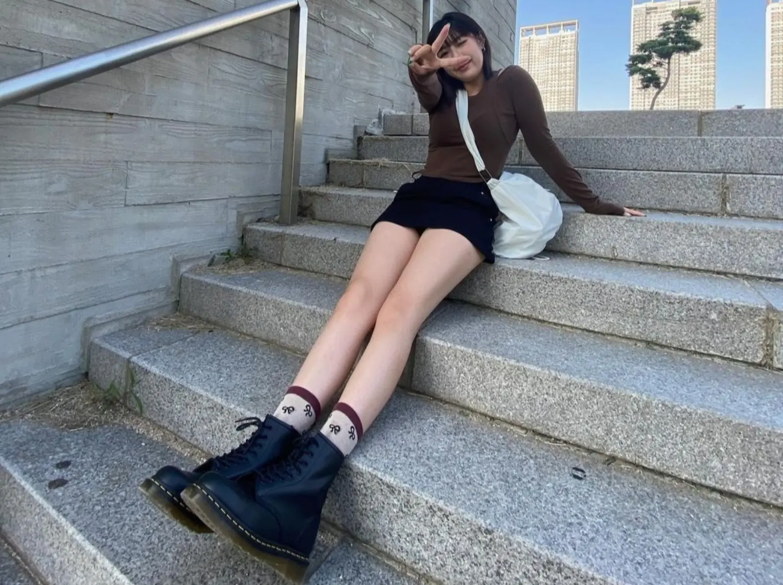 Dr. Martens 馬汀鞋穿搭 5 技巧一次學！小短腿秒變「張員瑛長腿」！