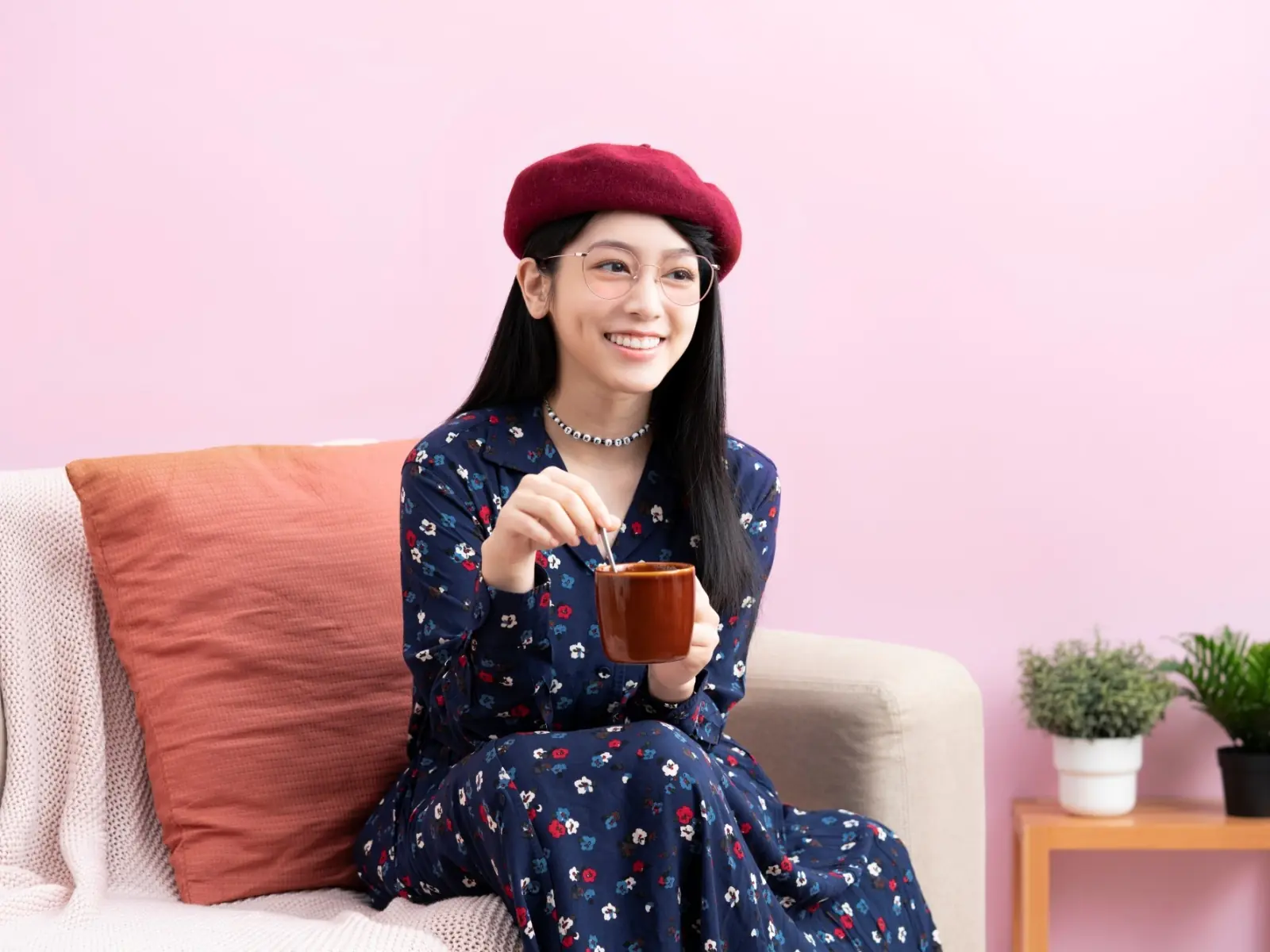 懶人素顏神器！居家辦公、臨時出門配戴秒增皮膚透亮感