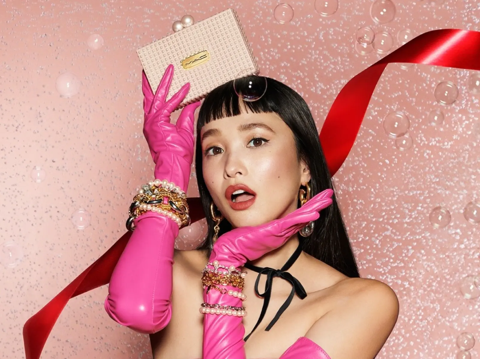 2022 聖誕限定「美妝交換禮物」13 款推薦：innisfree 聖誕月曆只送不賣、MAC 買彩妝還送包有在合理？