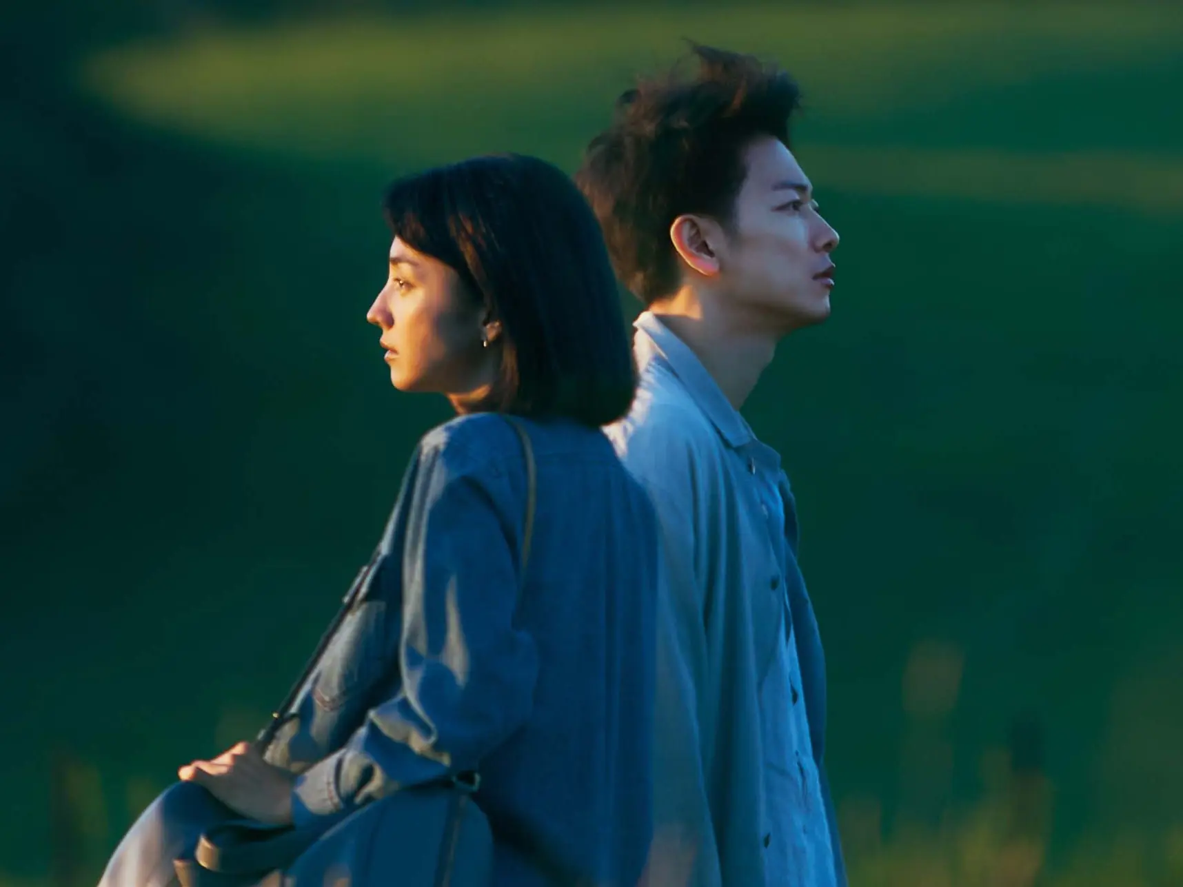 NETFLIX《初戀》佐藤健秋冬穿搭三重點一覽，「戀愛系男神」當之無愧！