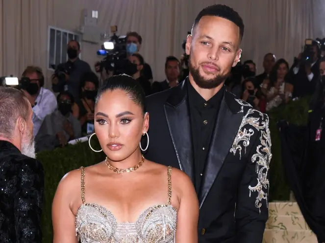 NBA／金州勇士 Stephen Curry 談體重增加 6 公斤主因：「老婆 Ayesha 太會煮飯！」