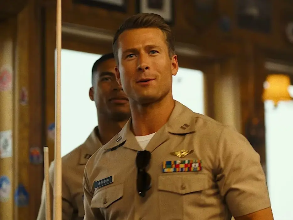 《捍衛戰士：獨行俠》劊子手 Glen Powell 自爆本不想出演，還稱：「這是海軍版的馬份！」