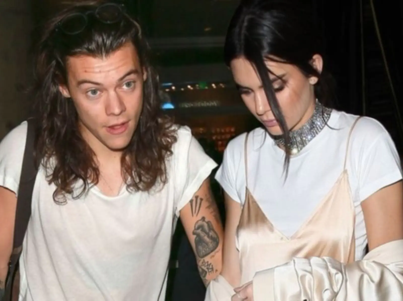 哈利 Harry Styles 和導演分手後，立馬聯繫前女友坎達兒珍娜談心訴苦！