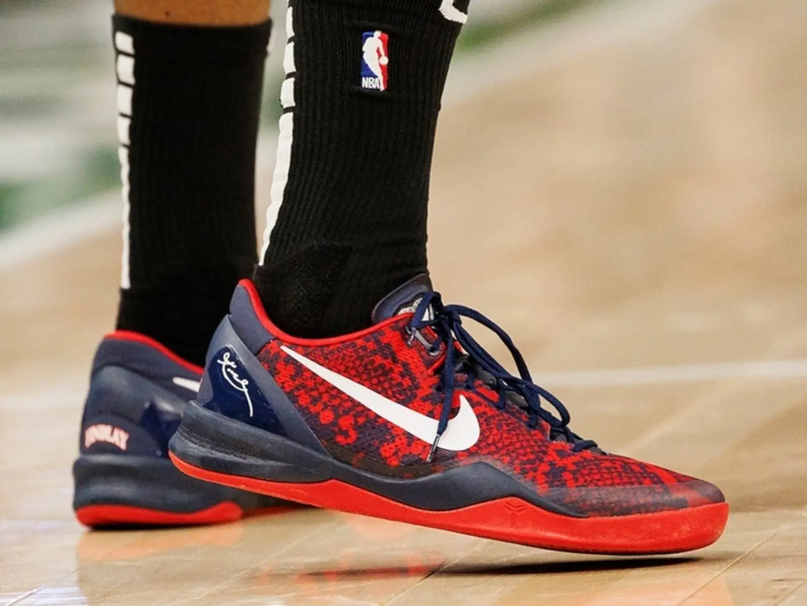 消息稱 Nike Kobe 8 系列將於 2023 年秋季復刻回歸，一代實戰神鞋就是香！