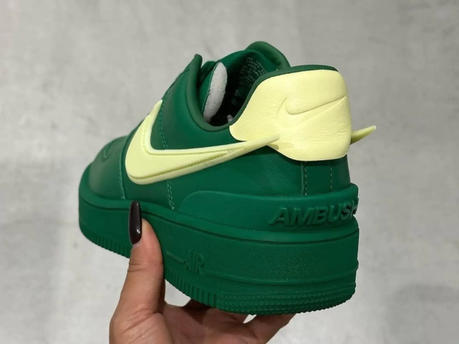 AMBUSH X Nike Air Force 1 聯名新色發售資訊曝光，吸睛程度不輸 Air Jordan 1 