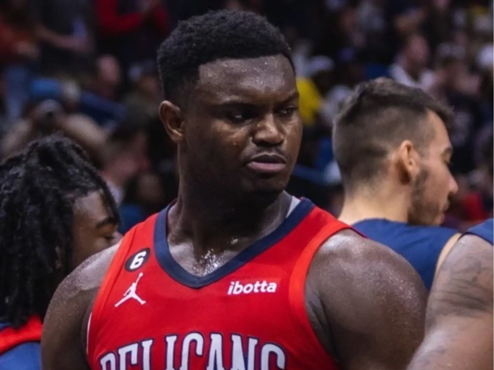 NBA／Zion「360 度大風車灌籃」實在太狠，130 公斤飛天坦克炸翻全場！