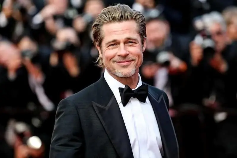 布萊德彼特 Brad Pitt 跟 Emily Ratajkowski 分手原因竟是因為「她的腦袋空空！」