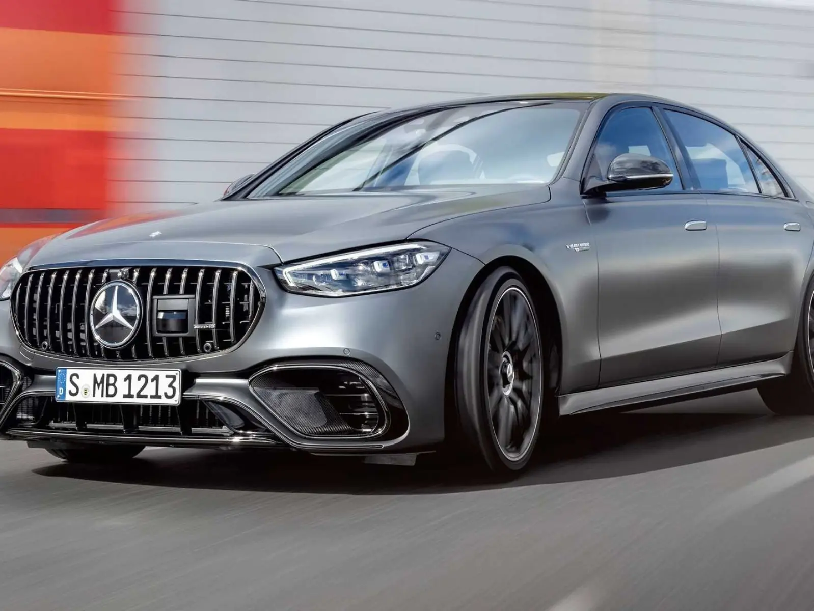 賓士「有史以來最強大的 S-Class 四門轎車」終於亮相，破百只需 3.3 秒！