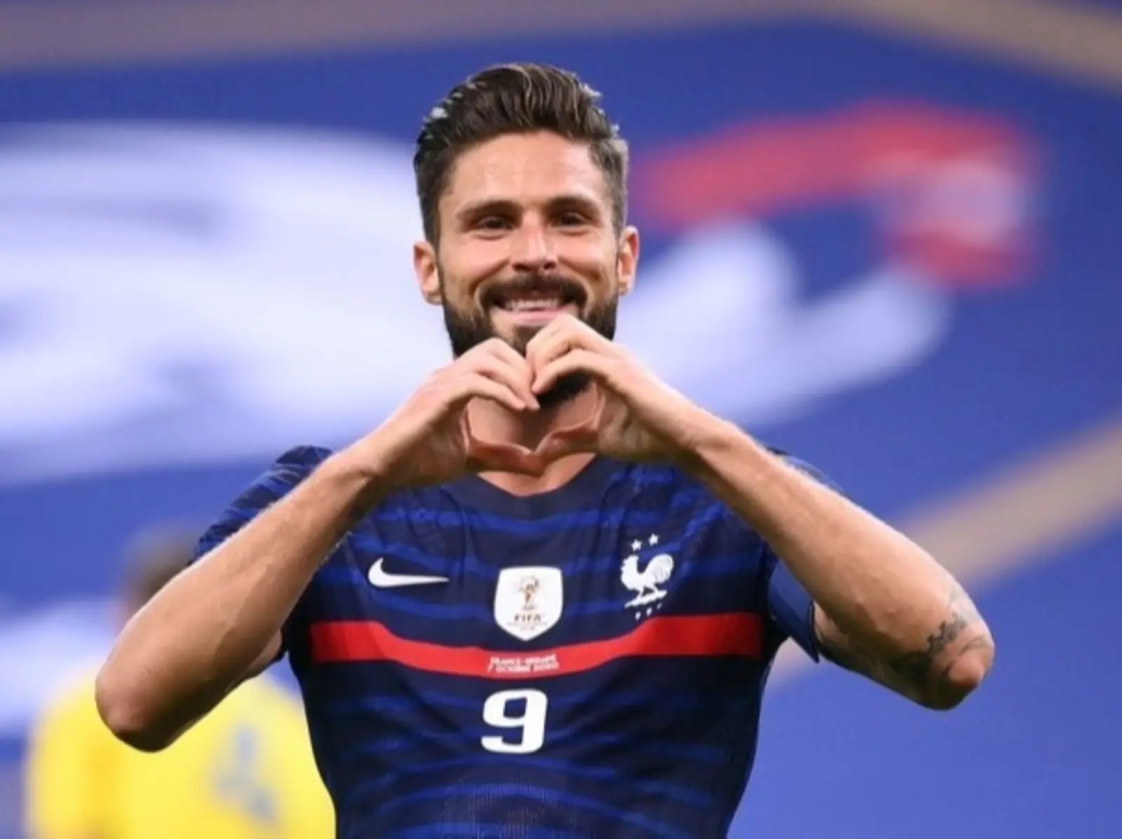 卡達世界盃／法國球員 Olivier Giroud 爆筋肌肌養眼可口、藍眼睛電爆你魂飛魄散⋯5 件事快認識！
