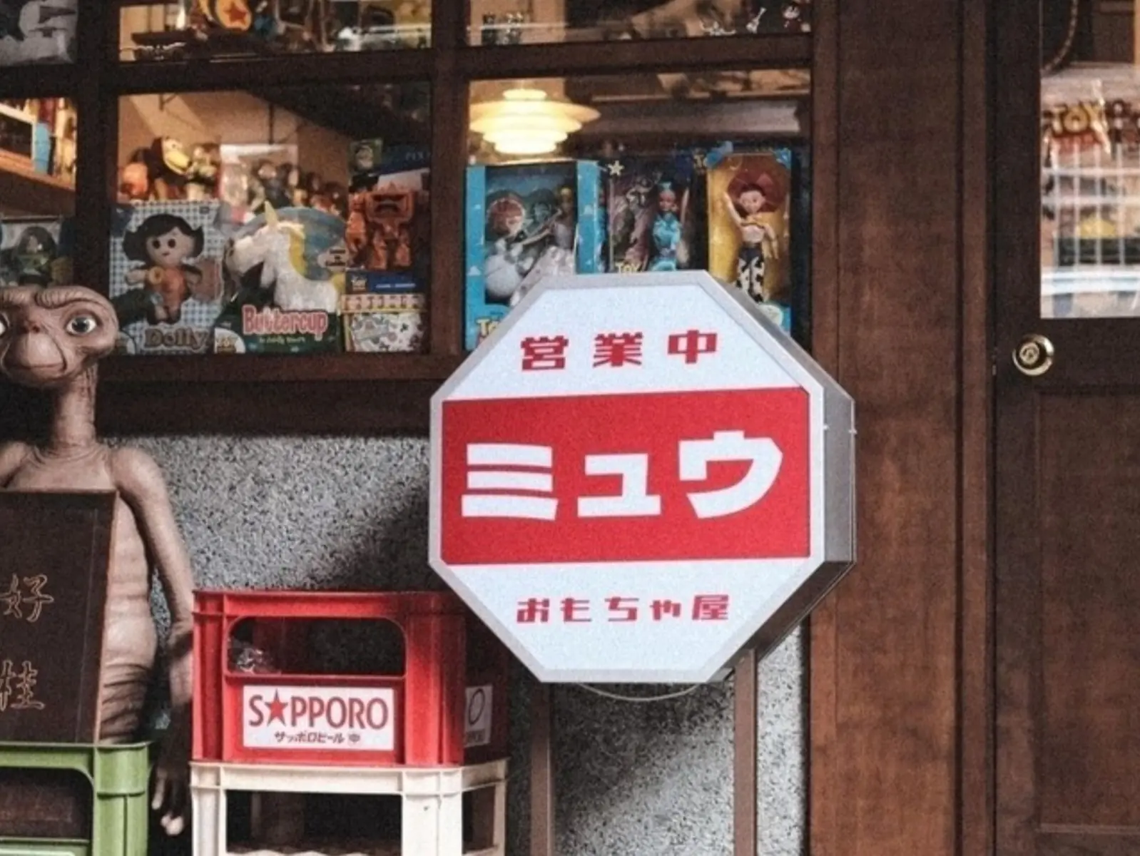 玩具迷暴動吧！盤點全台 3 家最強「玩具選貨店」，台中這間還有隱藏版肉桂捲跟咖啡！