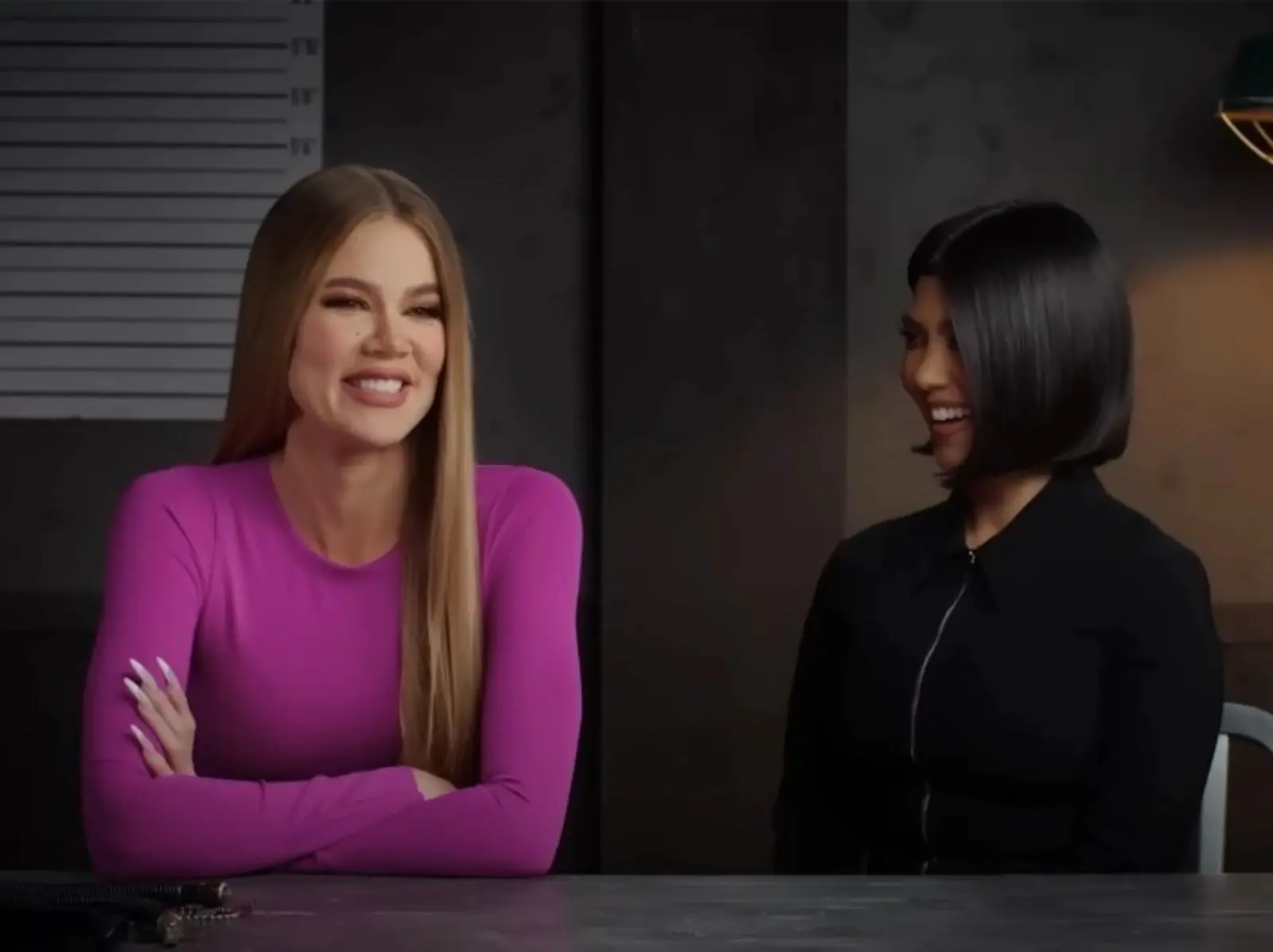 科勒卡戴珊 Khloé Kardashian 被問是否還與 NBA 球員前男友 TT 維持「性關係」？答案讓眾人緊張了！