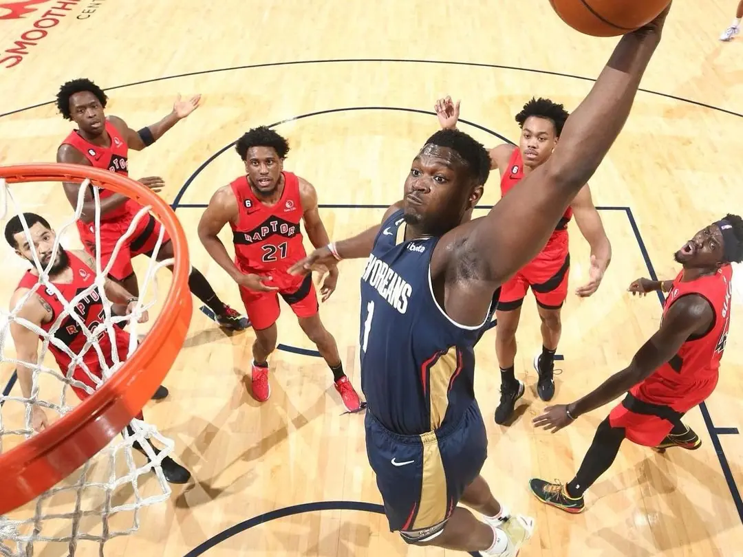 NBA 鵜鶘球星 Zion Williamson 上腳 Dior、Travis Scott 等聯名鞋，「胖虎鞋頭」名不虛傳！