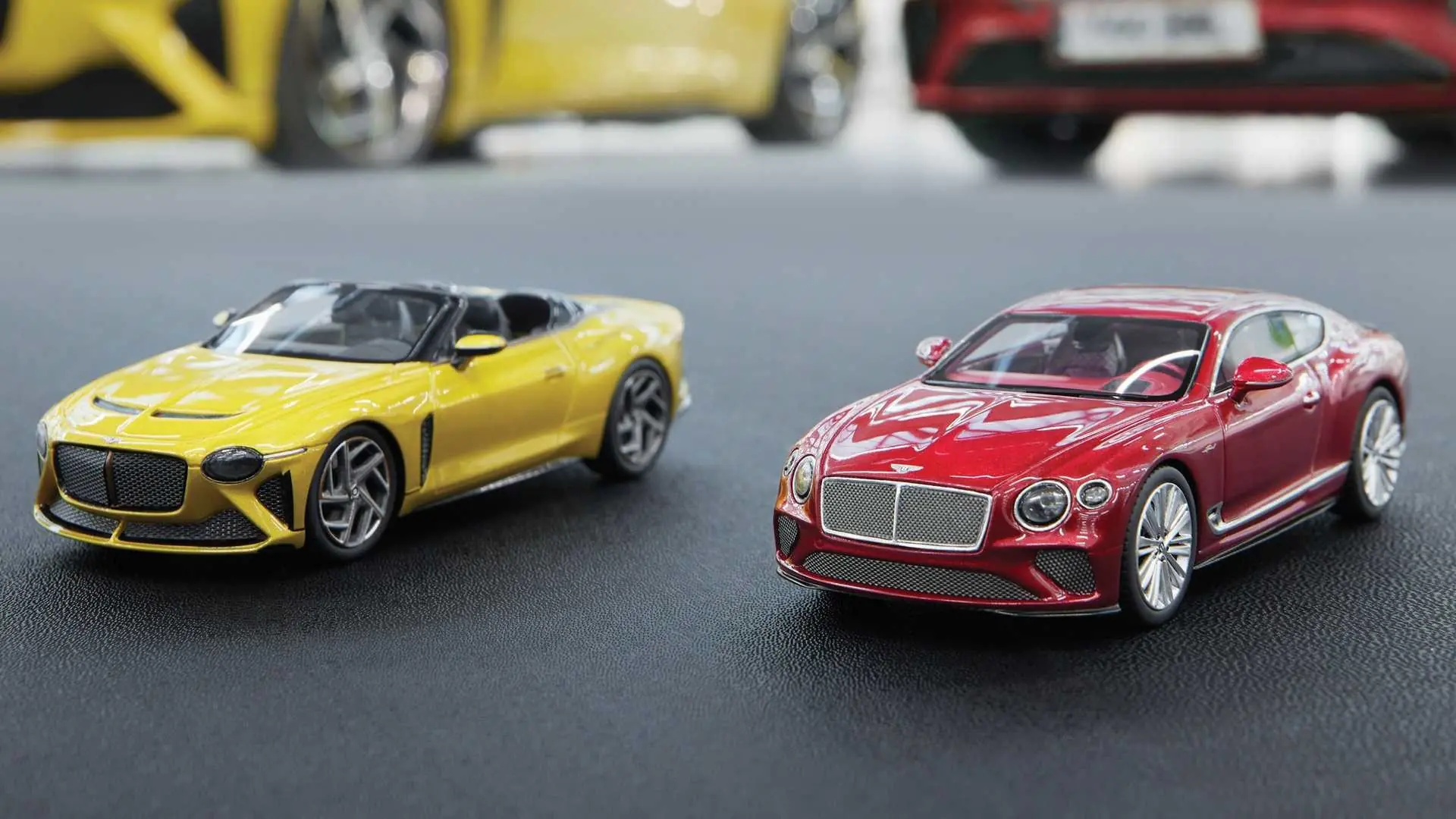 賓利 Bentley 推出兩款超逼真 1:43 豪華模型車，僅四位數就能購入！