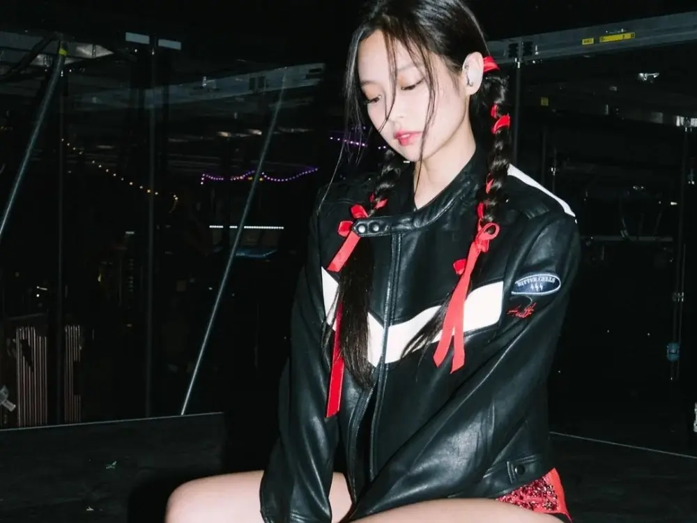 BLACKPINK 成員 Jennie 也在穿！2023 時尚關鍵字「Bikercore 熱潮」隨便穿都帥到頂尖