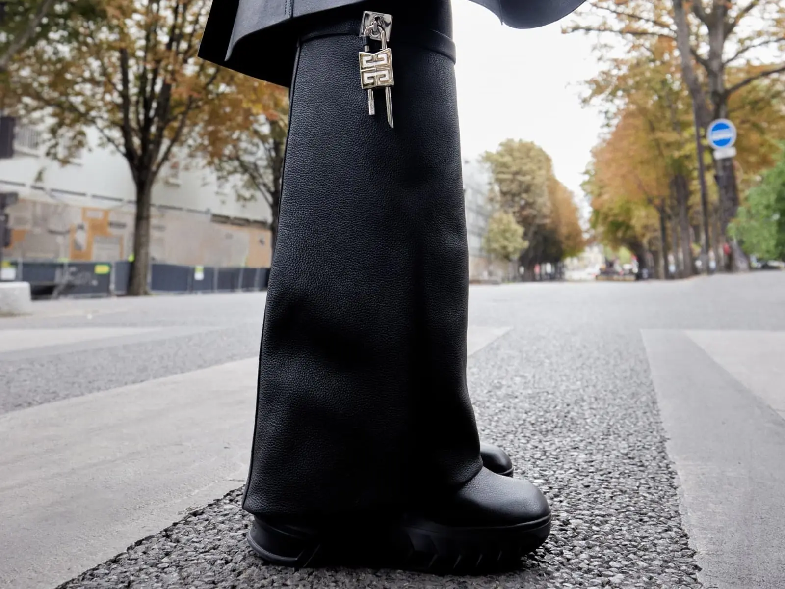 PRADA、BALENCIAGA 等 3 款冬天精品靴盤點，上腳後直接讓你帥到 2023 年！