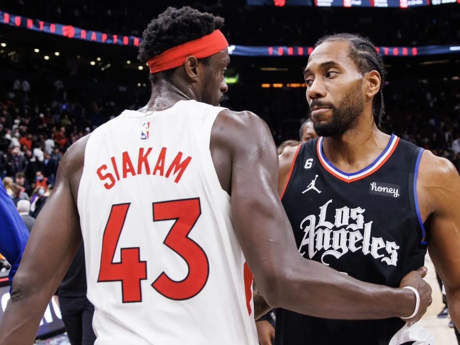NBA／快艇背靠背客場 2 連勝，暴龍主場迎「前冠軍球員」歸來！