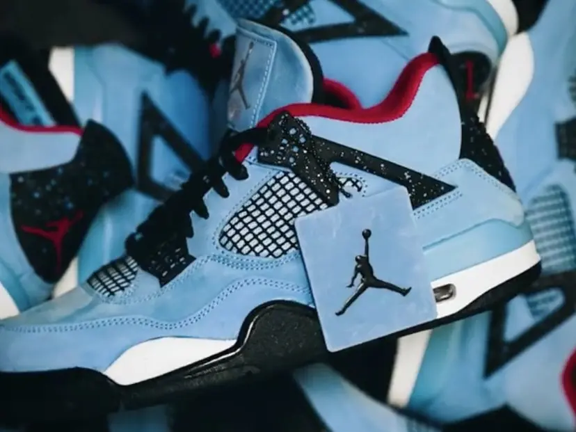Travis Scott x Air Jordan 4 全新聯名鞋最快 2023 年問世，這雙將直接帥贏 AJ1 倒勾？