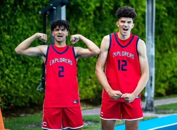 前 NBA 球星 Boozer「雙胞胎兒子」籃球天賦太猛，單節只讓對手拿 1 分！