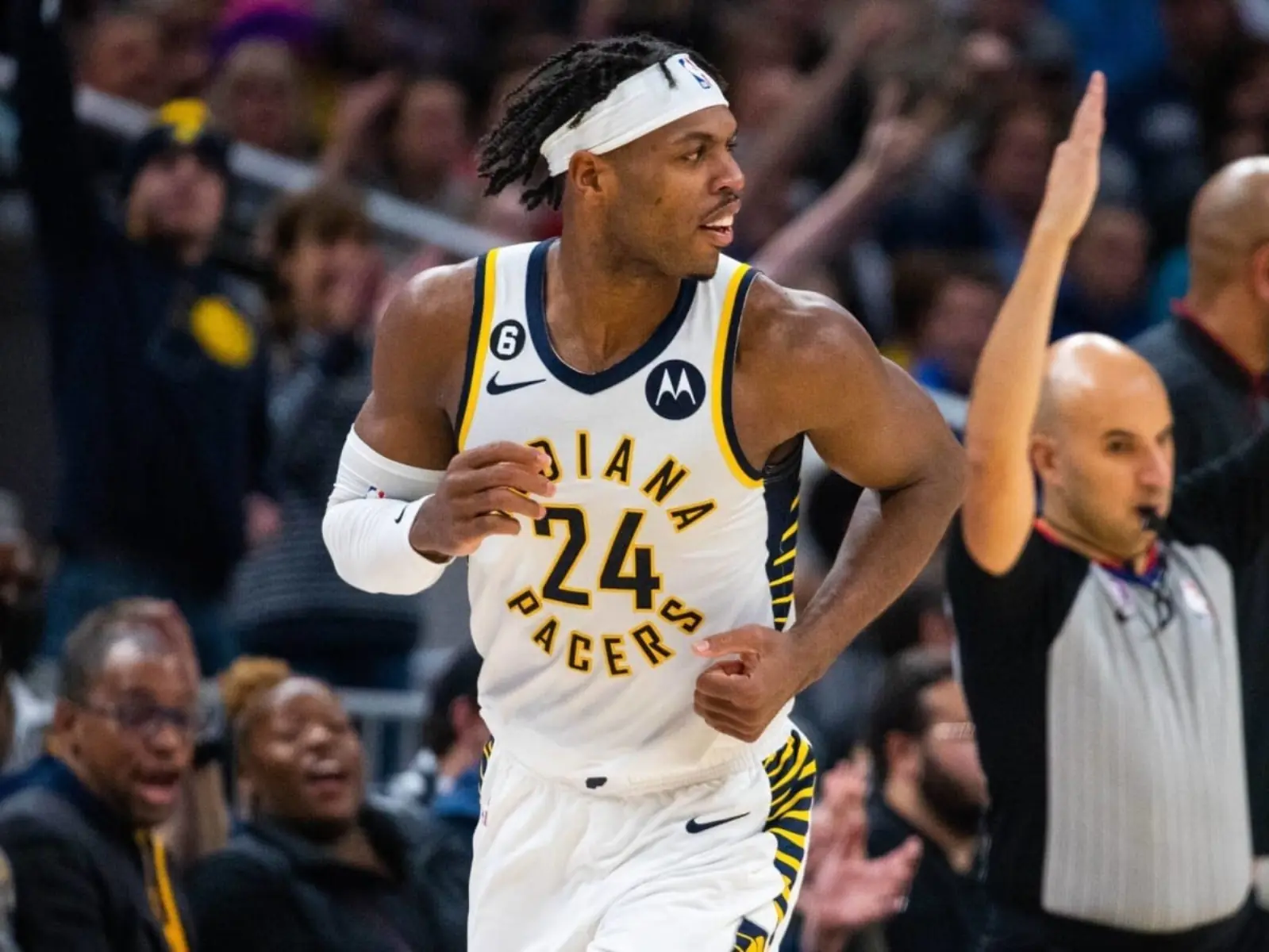NBA／溜馬 Buddy Hield 創最快投進三分紀錄，超越「關鍵先生」Miller 成為聯盟最速男人！
