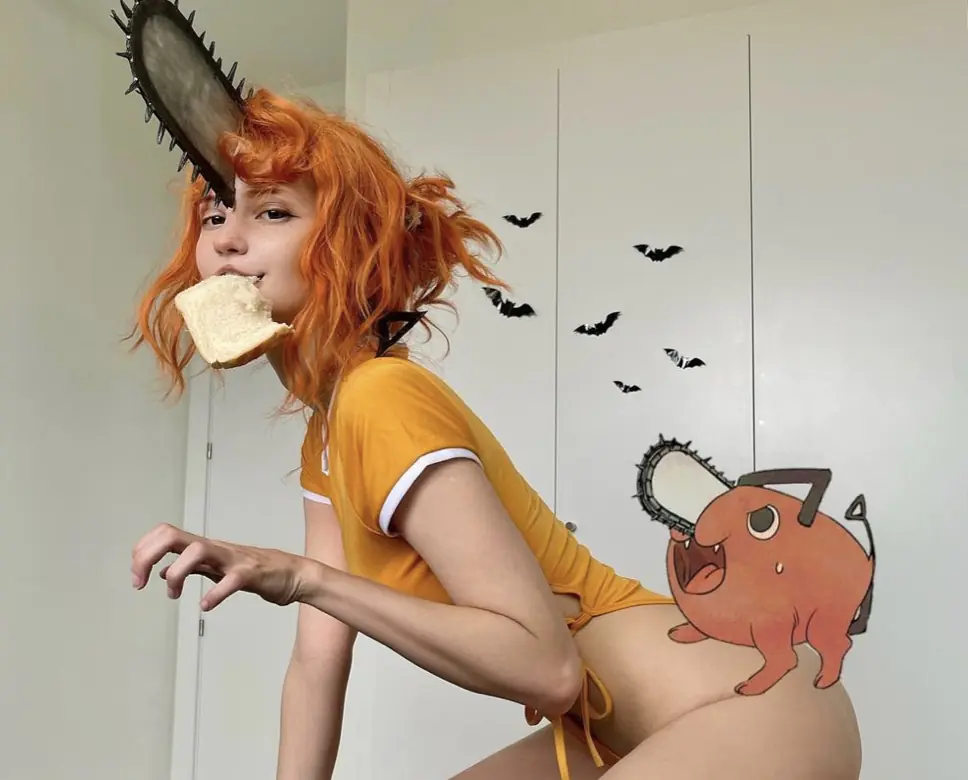 西班牙 Coser 將《鏈鋸人》波奇塔、《星期三》「性感化」讓人看了超想撲！