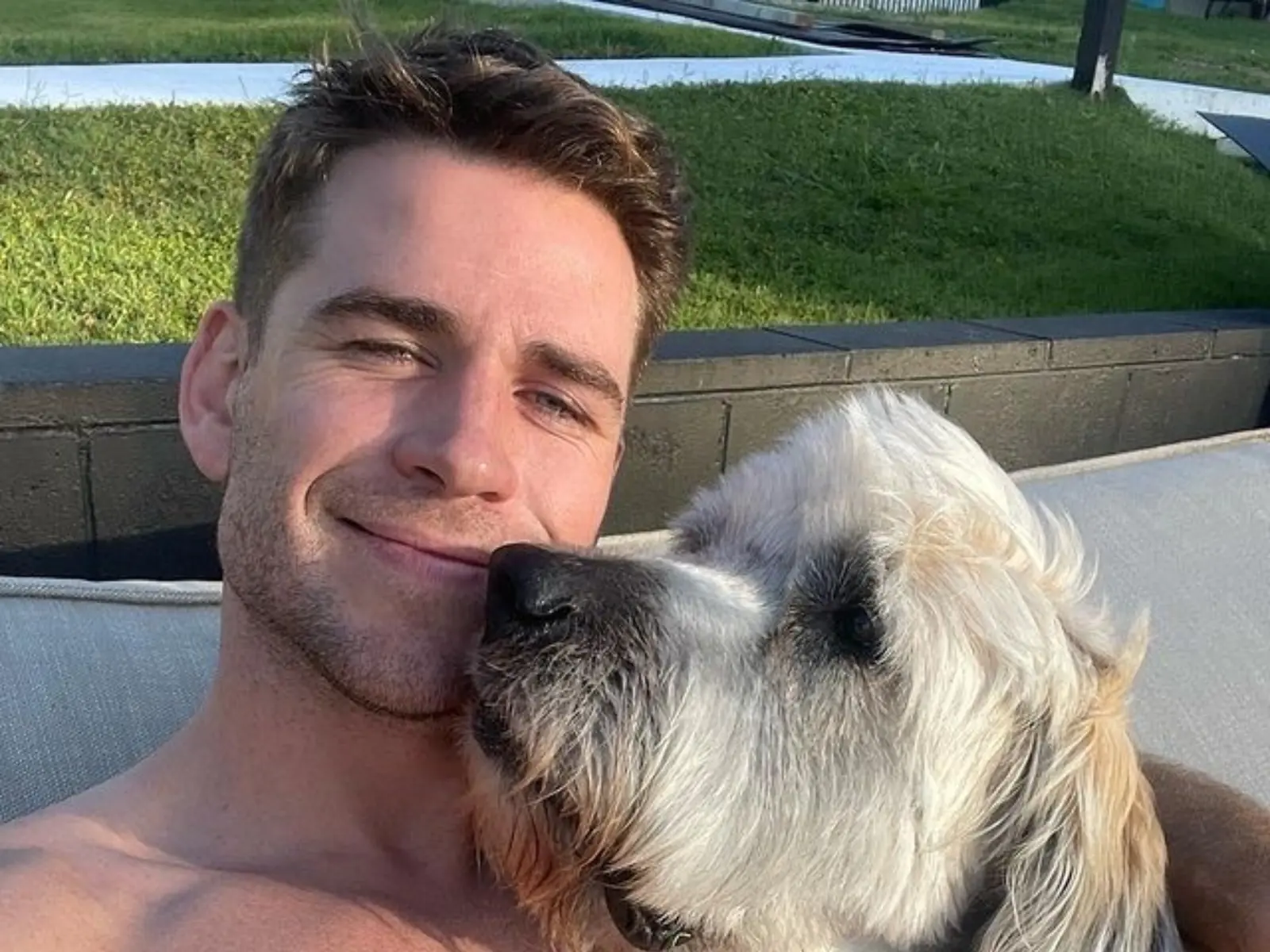 連恩漢斯沃 Liam Hemsworth 「水行俠」P 圖照曝光，要取代傑森摩莫亞？