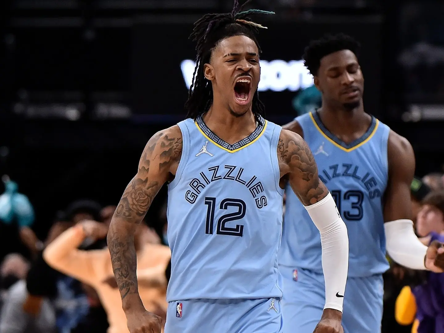 NBA／灰熊當家球星 Ja Morant 當街開揍未成年男生，事後承認表示：「對方要放火燒我家！」