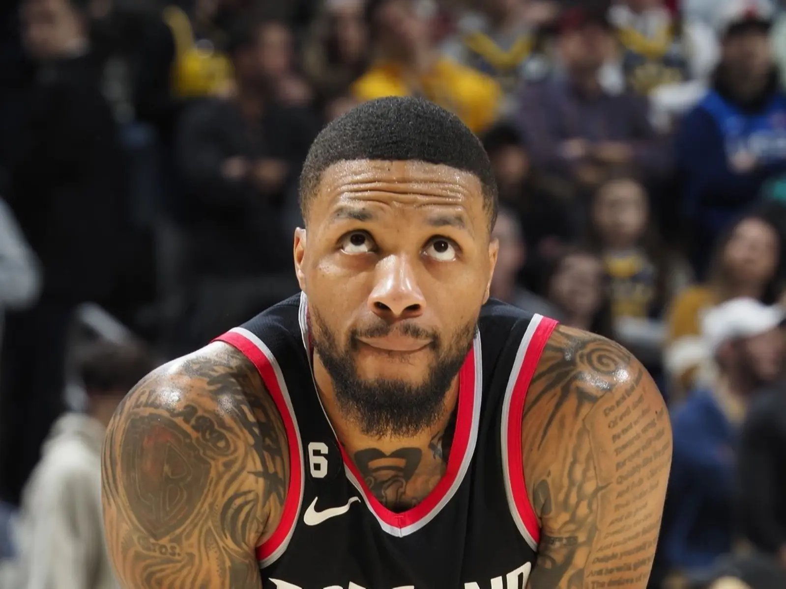 NBA／拓荒者因裁判「超誇張誤判」失去一次挑戰機會，球迷：「這是什麼裁判素質！」