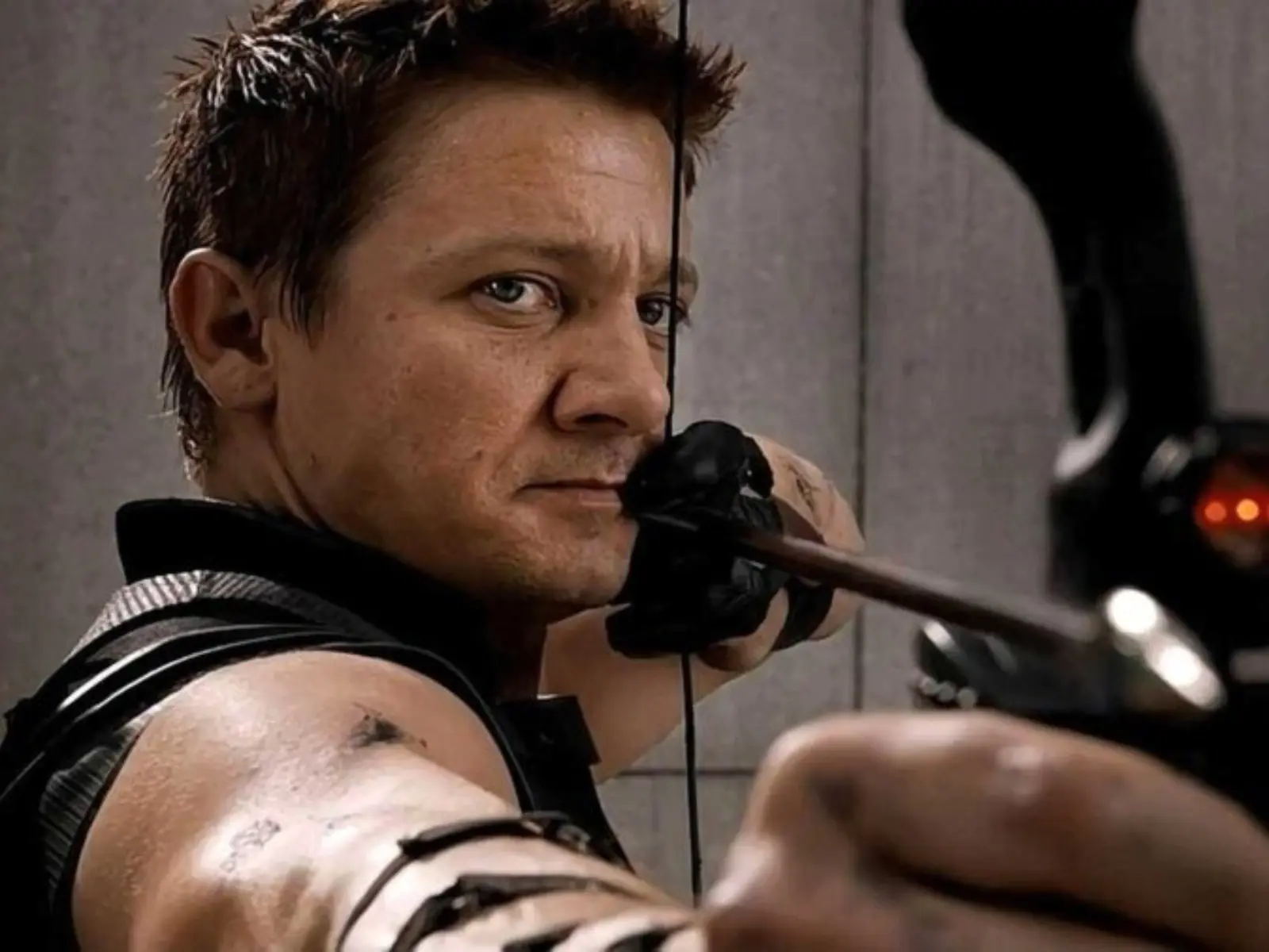 「鷹眼」傑瑞米雷納 Jeremy Renner 親曝曾想辭演漫威：「我就像洛基的奴隸！」