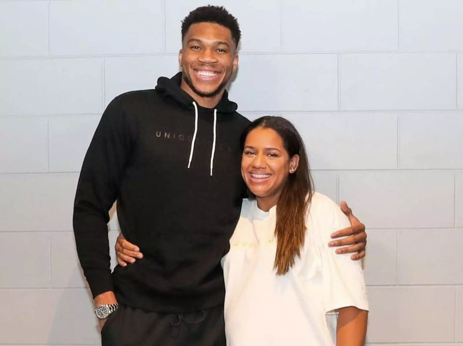 NBA／字母哥 Giannis 在社群瘋狂「性暗示」女友 Riddlesprigger 引網議：太色了吧！