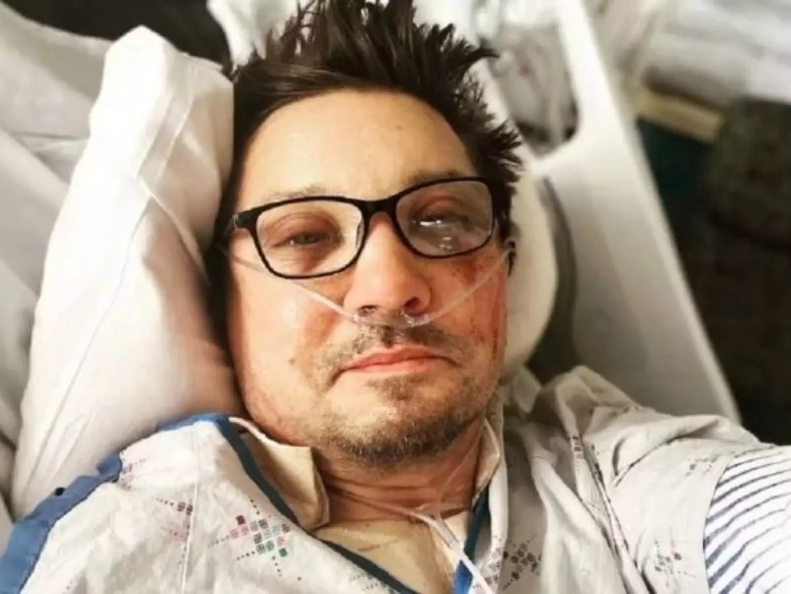「鷹眼」傑瑞米雷納事故意外原因出爐，竟是為了保護家人救姪子！