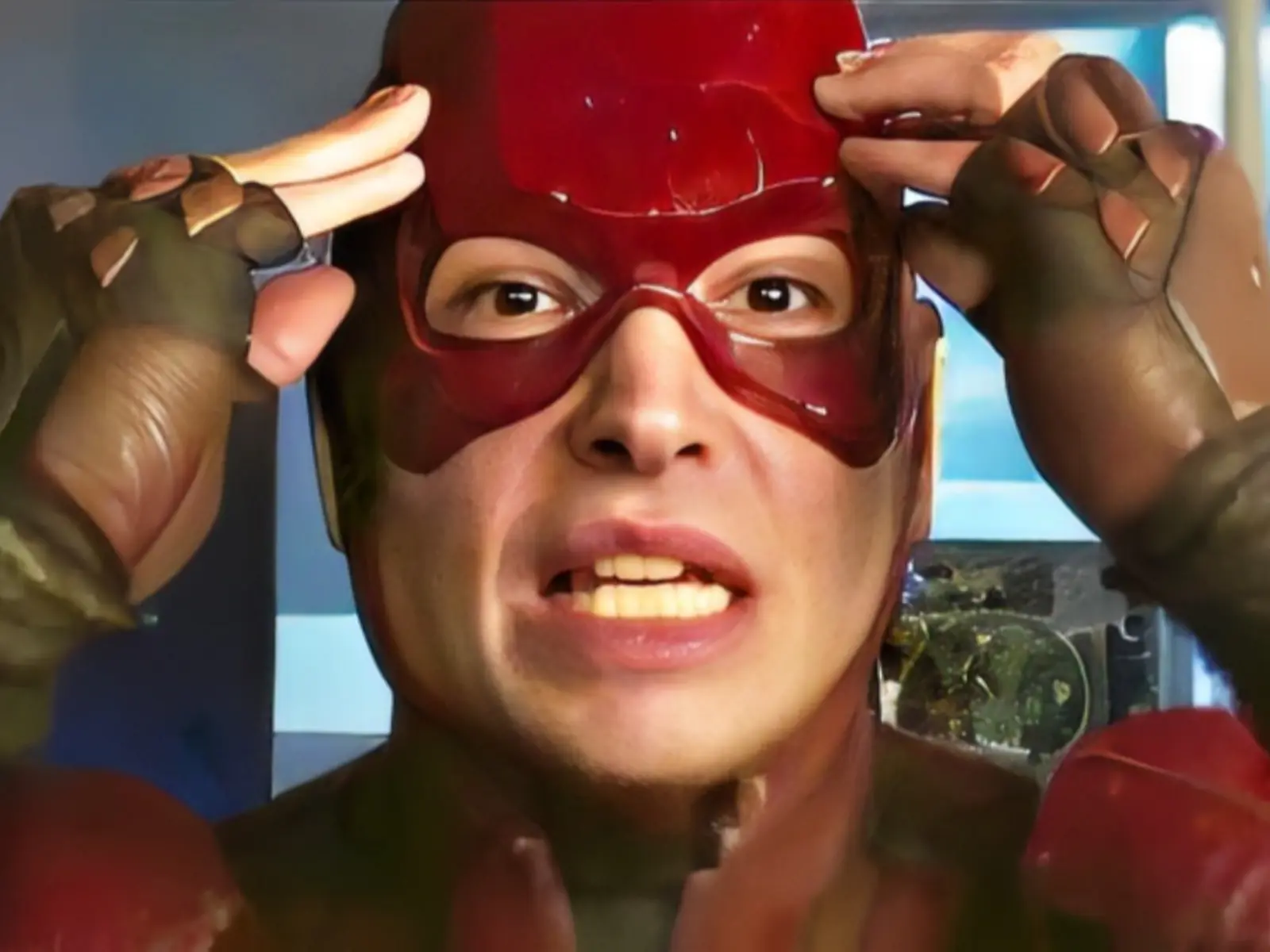 詹姆斯岡恩 James Gunn 談 DC《閃電俠》未來，伊薩米勒 Ezra Miller 道歉也回不去了？!