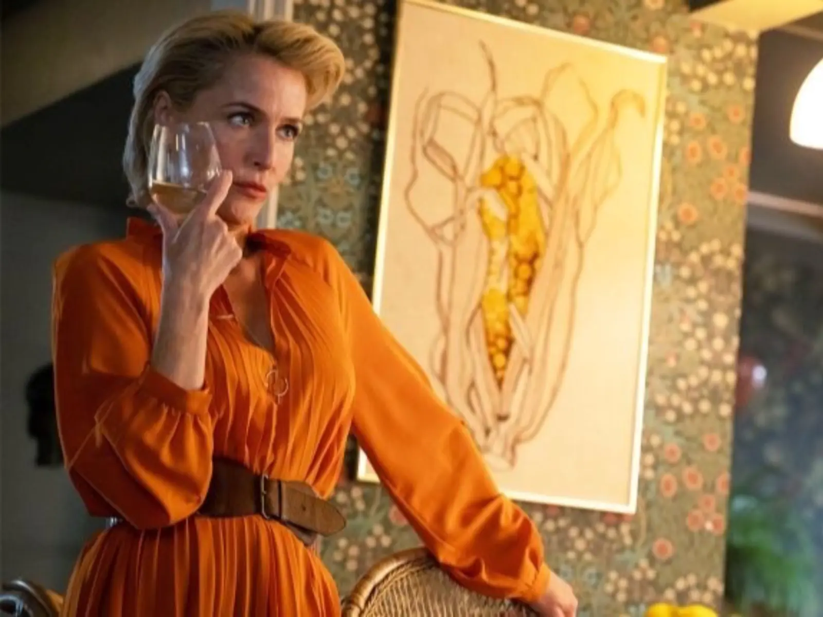 《性愛自修室》吉蓮安德森 Gillian Anderson 發文收集女孩們的「性幻想」引熱議！