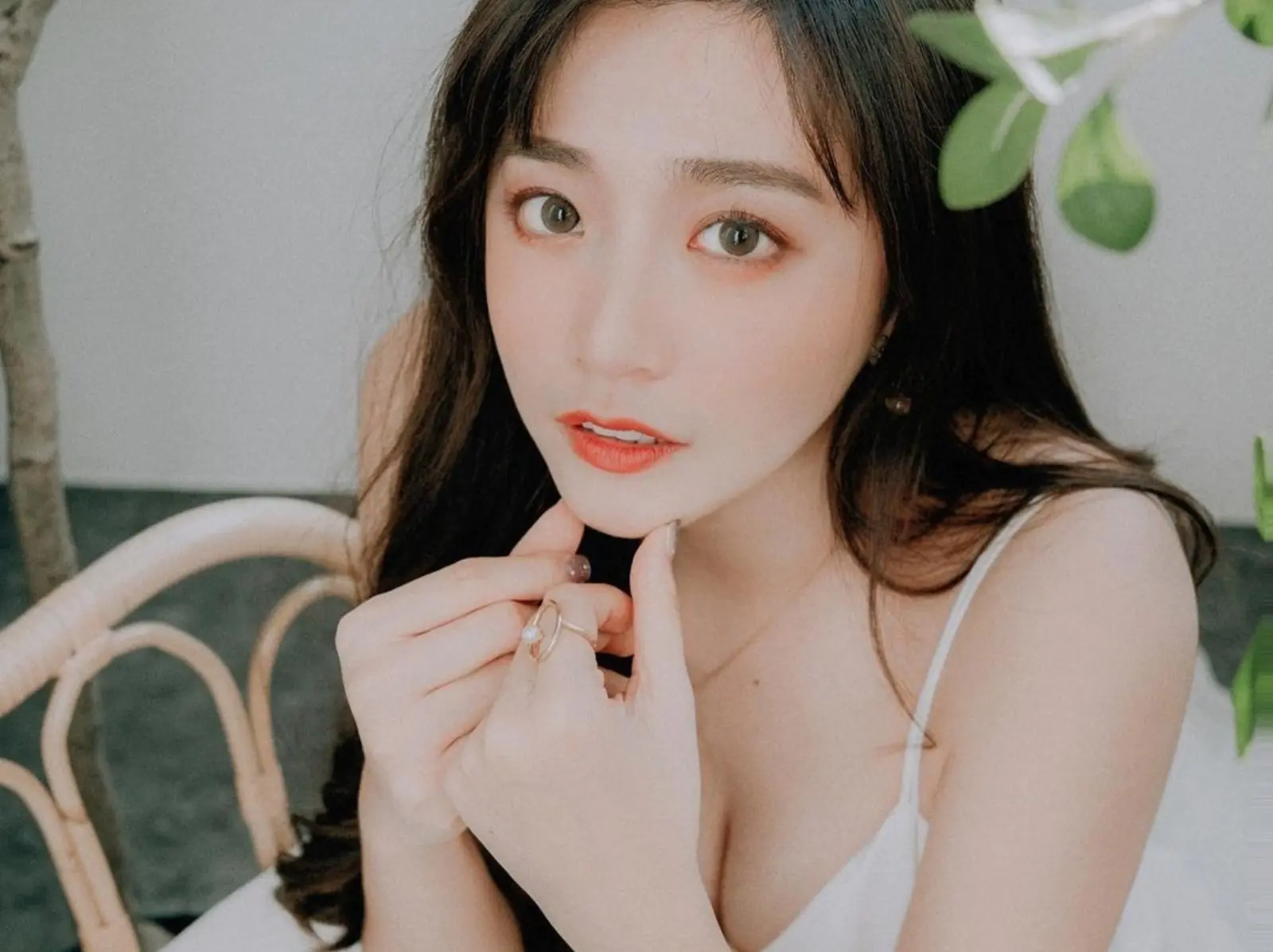 「反骨」語謙生了！當媽後急幫女兒辦 IG，粉絲「一夜破 5 千人」！