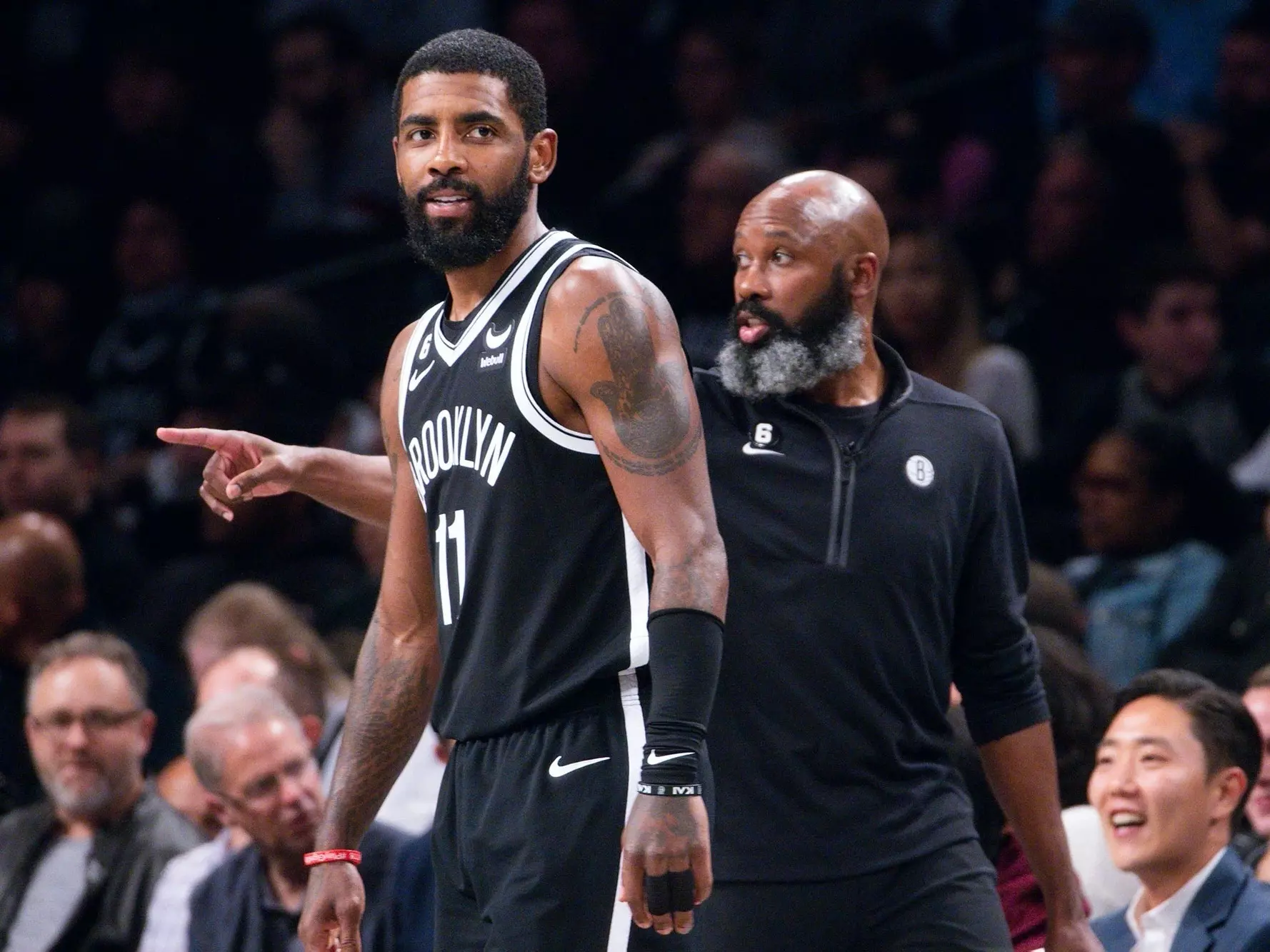 NBA／布魯克林籃網教練 Jacque Vaughn 暗諷 Kyrie Irving 不負責任！