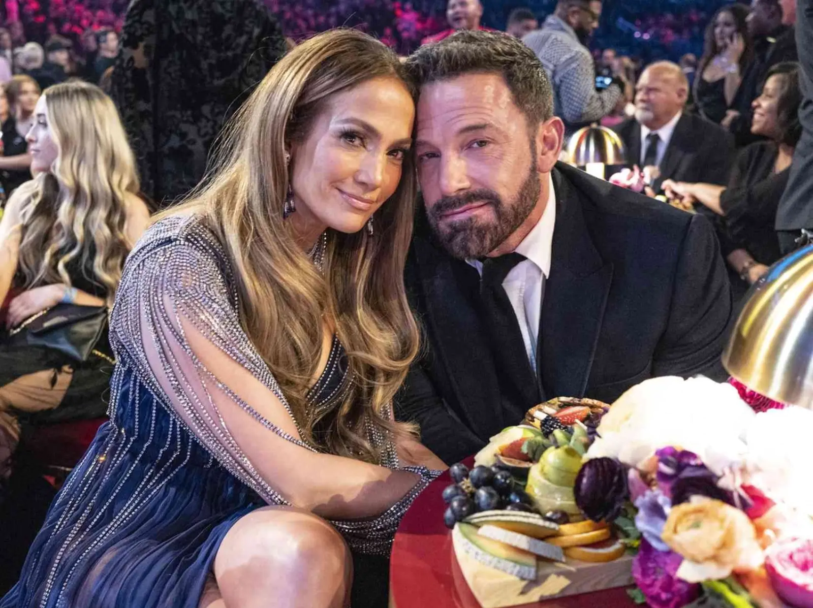 珍妮佛羅培茲 Jennifer Lopez 葛萊美獎對班艾佛列克 Ben Affleck 發脾氣，發現鏡頭秒變臉！