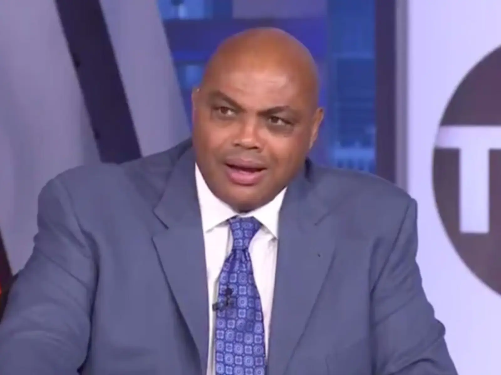 NBA／KD 降臨太陽組成三巨頭真能榮耀鳳凰城？巴克利 Charles Barkley 直言：「你們板凳上還剩什麼？」